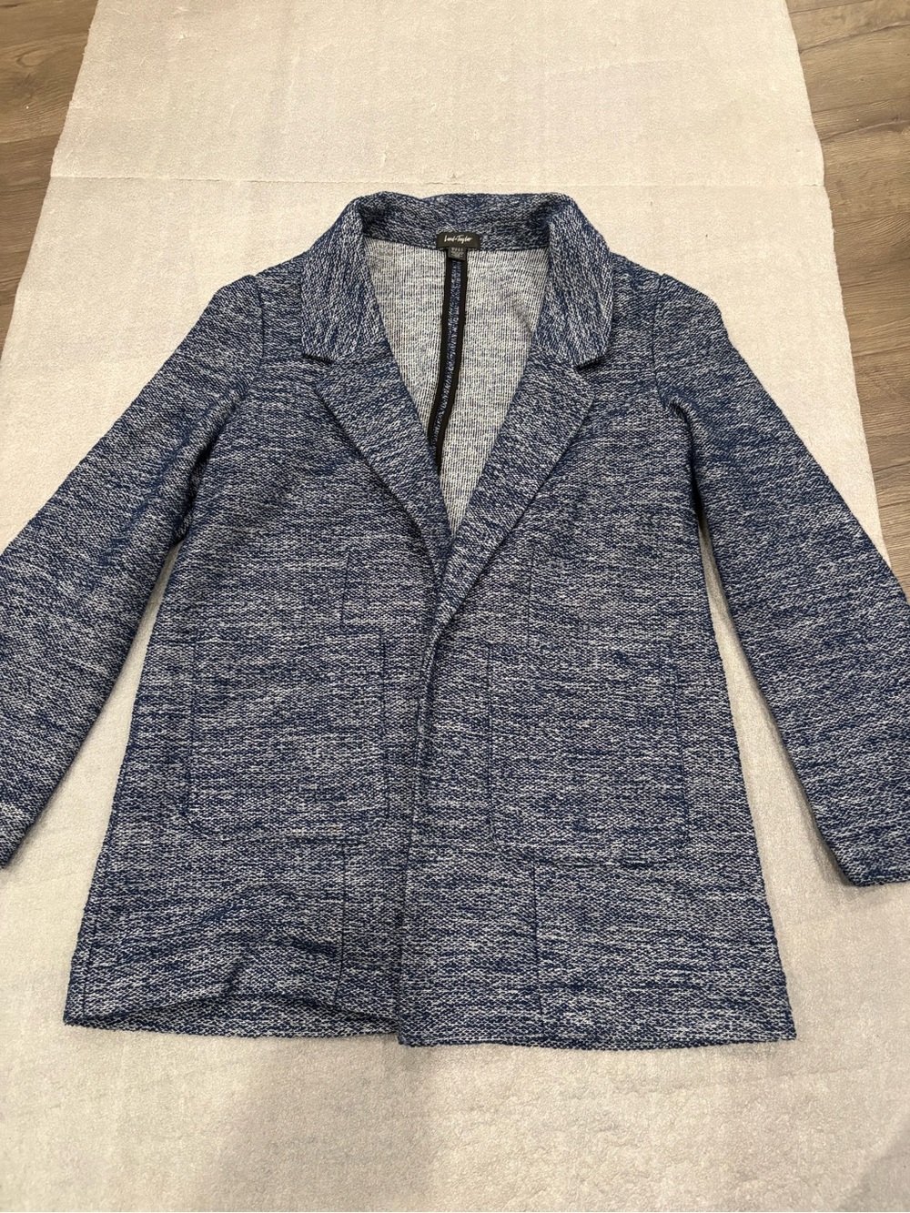 [PTP:19.5]Lord & Taylor Navy and White Knit Open Blazer
